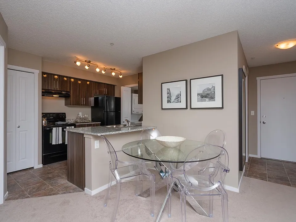 3011 James Mowatt Trl SW