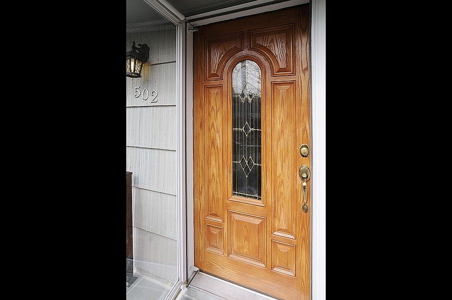 2nd image of 502 Howard St