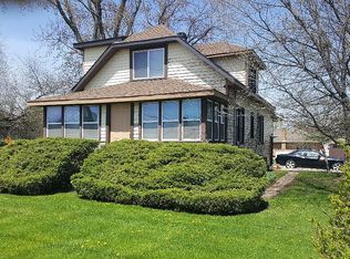 306 W Palatine Rd, Prospect Heights, IL 60070