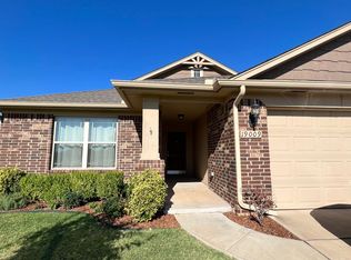 19009 Bajo Dr, Edmond, OK 73012