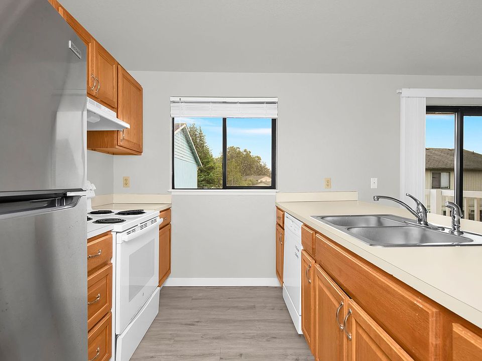 1st image of 18510 Blueberry Ln APT D
