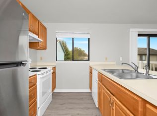 18510 Blueberry Ln APT D, Monroe, WA 98272