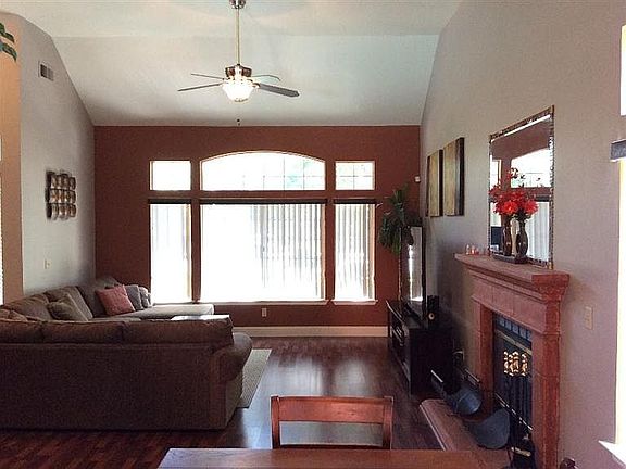3rd image of 2090 E Shea Dr