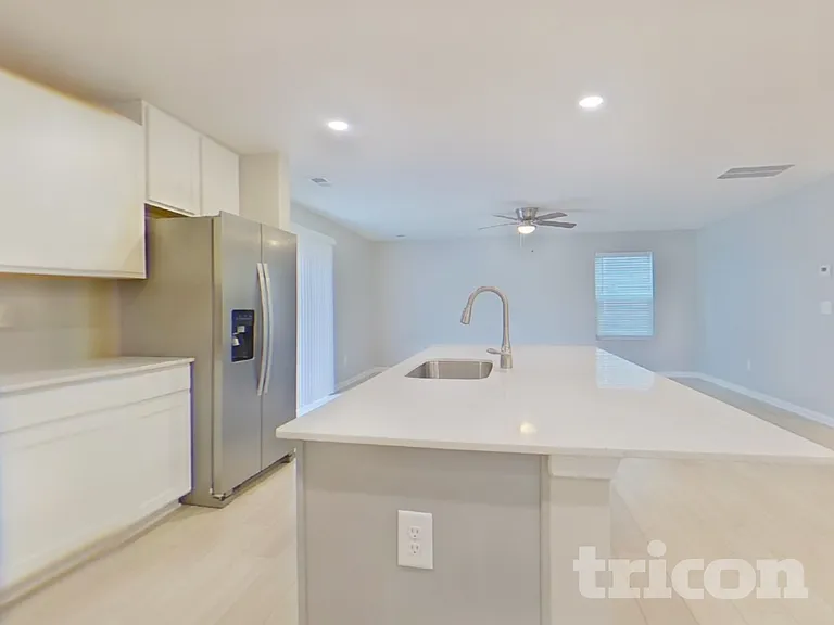 1423 Penrith Ct — Photo 6