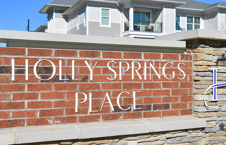 Holly Springs Place Apartments — Photo 18