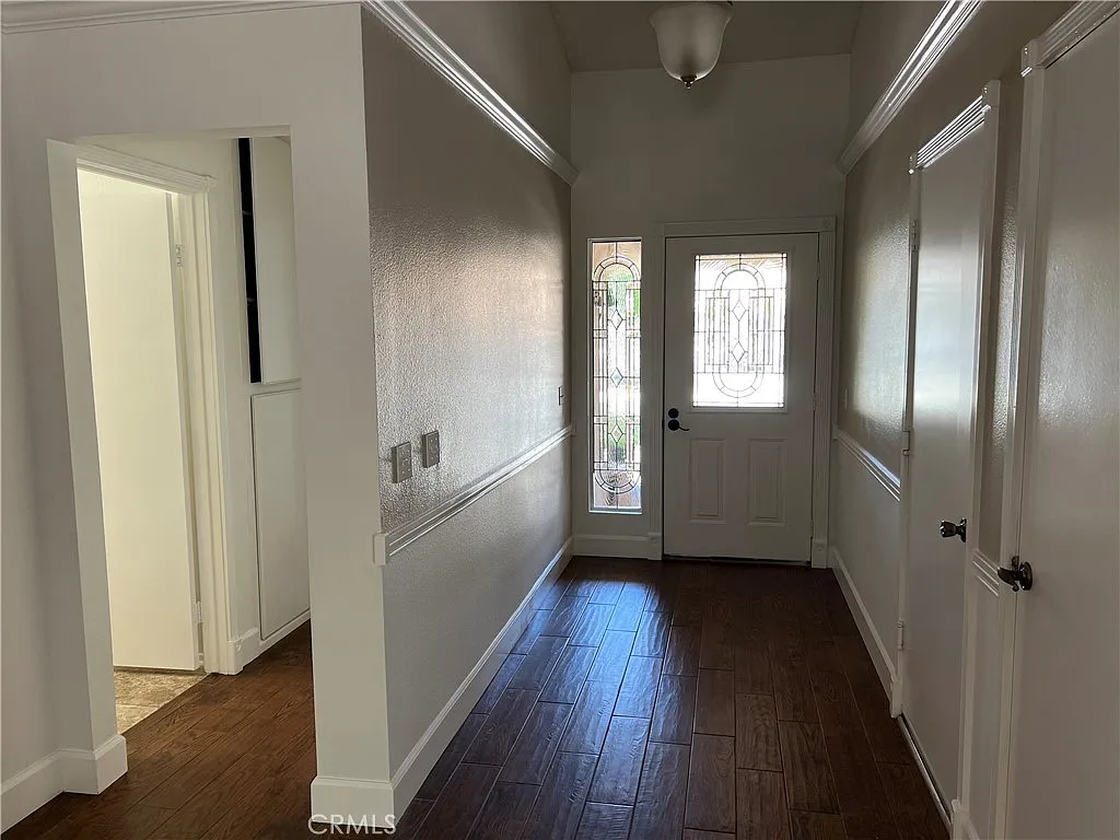 2 bed, 1315 sqft, $2,500 — Photo 3