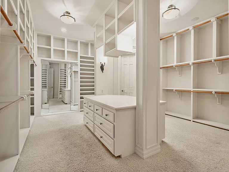 2705 Island Ledge Cv — Photo 14