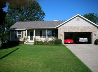 2917 Derr Rd, Springfield, OH 45503