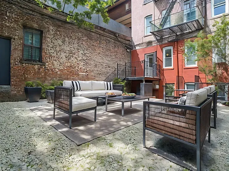 222 Pacific St #1B — Photo 4