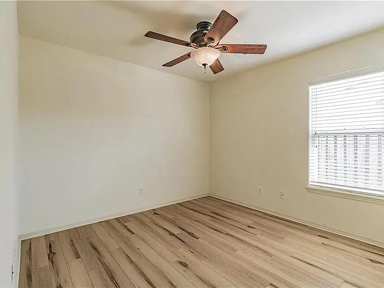 4607 SW Limestone Ave — Photo 15