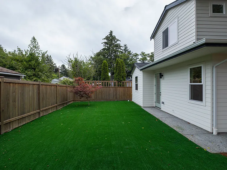 11518 16th Ave NE — Photo 25