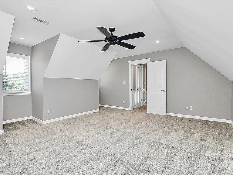 1011 Bydeford Ct — Photo 18