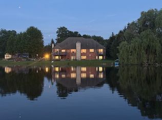 2480 S Baldwin Rd, Lake Orion, MI 48360