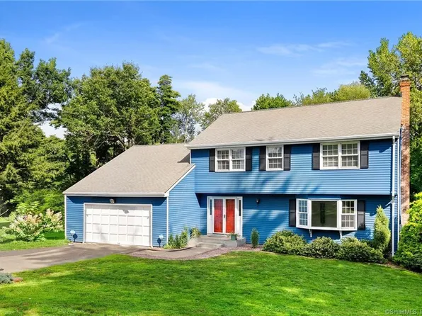 8 Harvest Hill Road, Simsbury, CT 06092