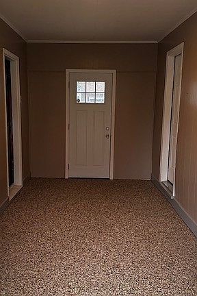 5th image of 1618 Grovewood Ave