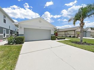 6122 Gentle Ben Cir, Zephyrhills, FL 33544