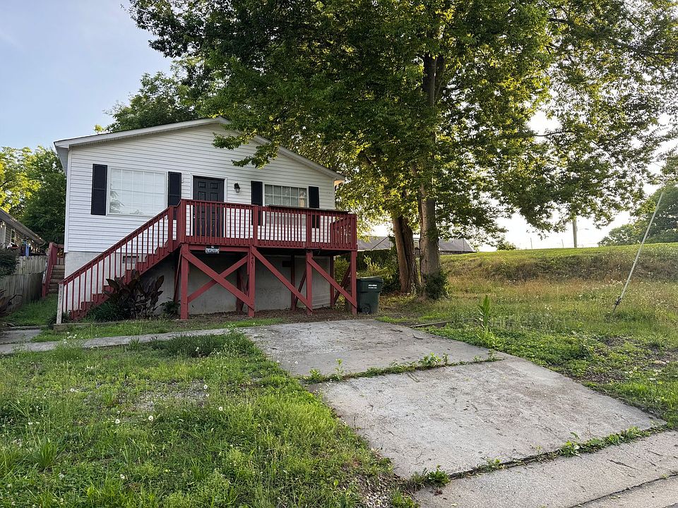 1st image of 401 E Hinton St
