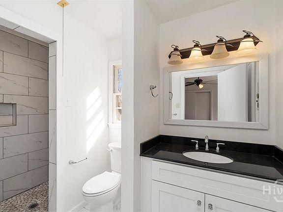 2nd image of 789 Glenn Carrie Road