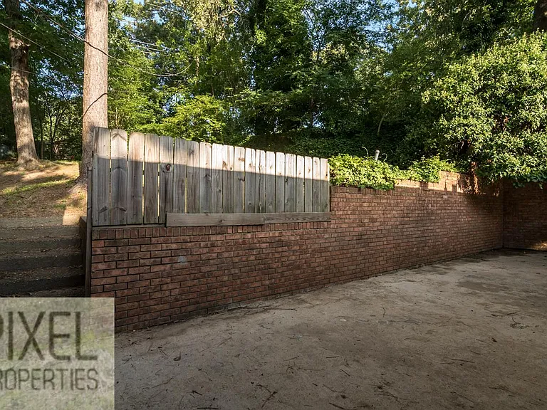 47 Flag Rd — Photo 29