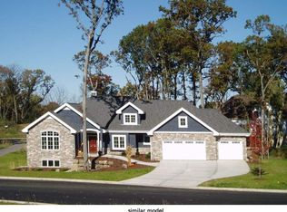 2100 Markens Gate, Stoughton, WI 53589