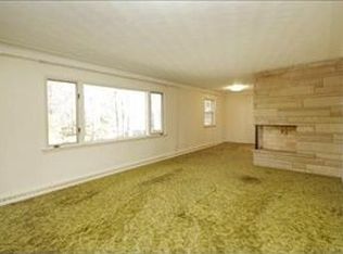 404 Landsdowne Ave, Portage, MI 49002
