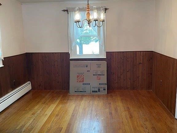 5th image of 63 Davis St