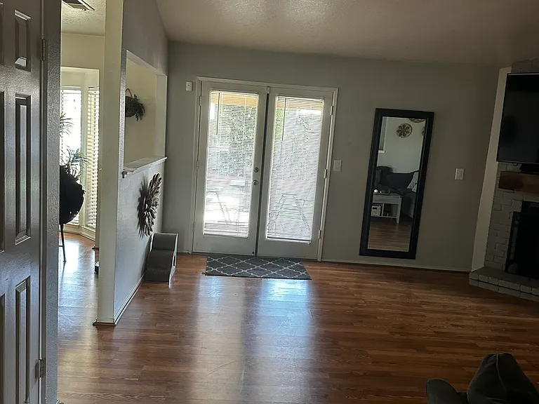 1591 Yorktown Ct — Photo 6