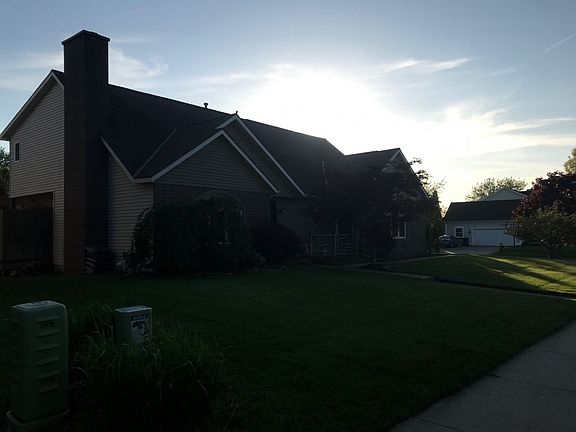 2nd image of 270 Camelback Dr