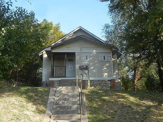 1st image of 1214 Ann Ave