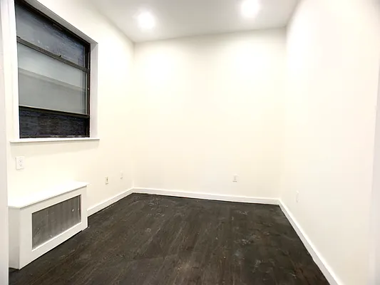 Rented by Bohemia Realty Group | media 28