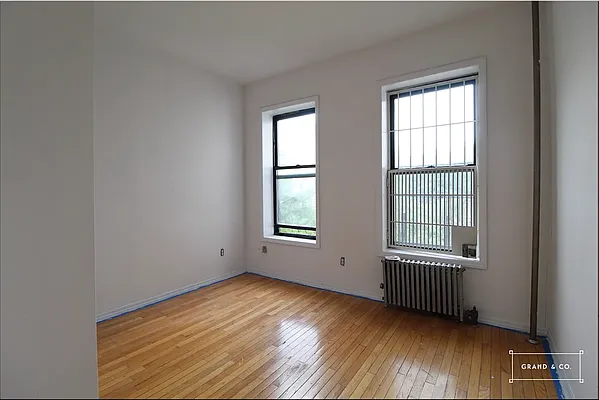 Rented by Grand & Co. | media 10