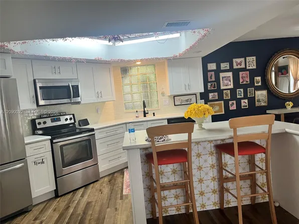 4386 Hazel Ave APT C, Palm Beach Gardens, FL 33410