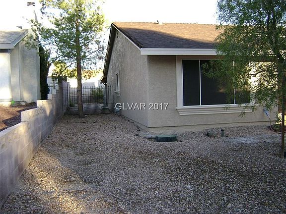 4th image of 1319 Ramona Ln