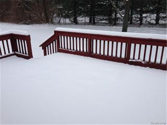 3rd image of 19279 Meadowridge Dr