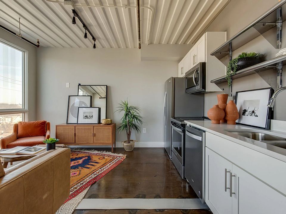 1st image of 2143 Byrum Ave #18095056
