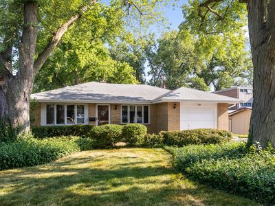 116 Sturtz St, Barrington, IL, 60010