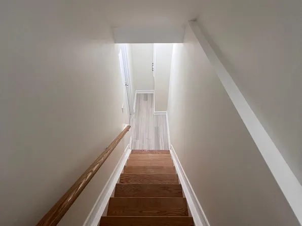 938 Wrenwood Dr #Basement, Oshawa, ON L1K 0Y1