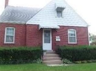 964 S Spring Rd, Elmhurst, IL 60126