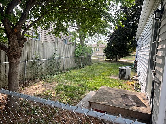 5th image of 2135 Westside Dr
