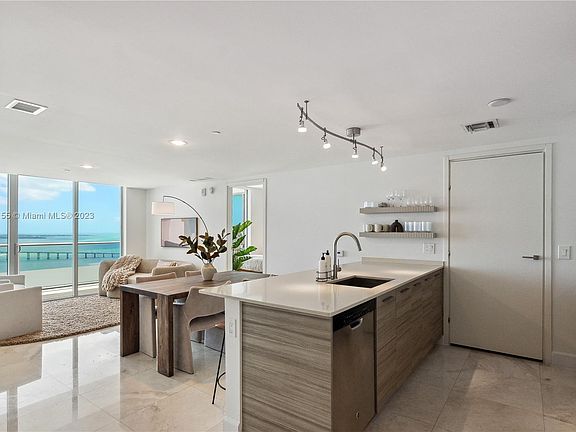 4th image of 1300 Brickell Bay Dr APT 3604