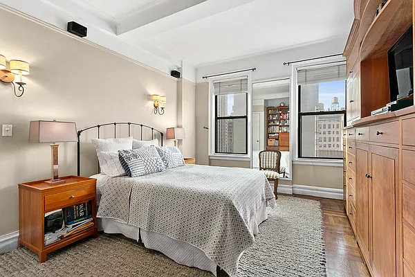 Sold by Compass | media 14