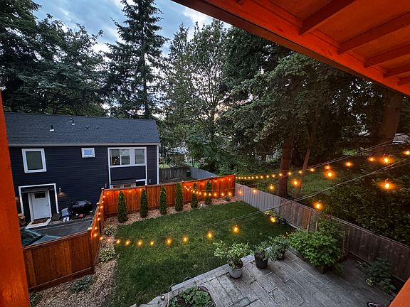 3rd image of 14339 22nd Ave NE #A