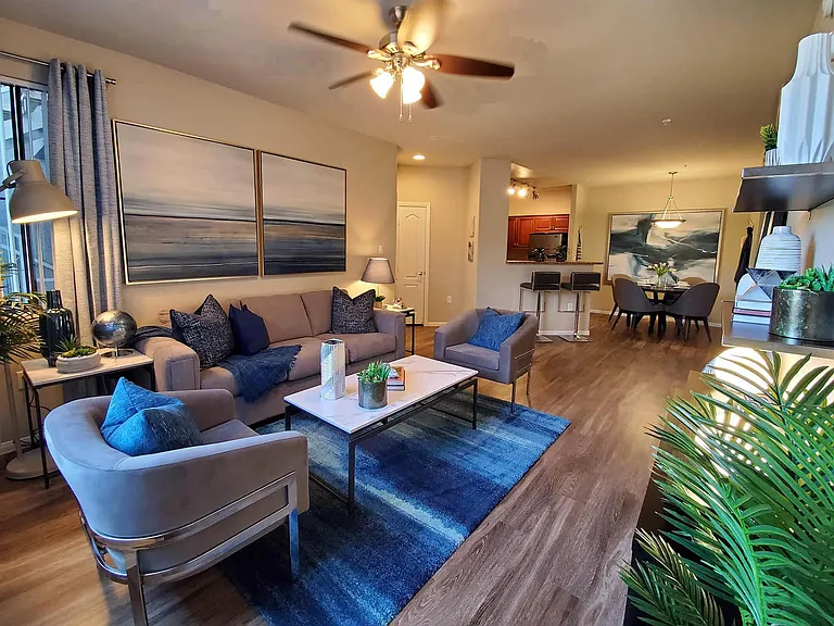 1c1 757 SQFT 1 Bed 1 Bath