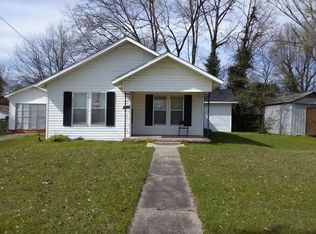 1909 Silver Falls Rd, Longview, TX 75604