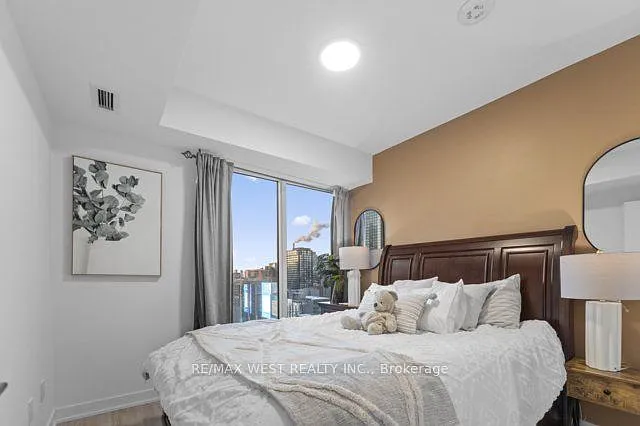 252 Church St #2616 — Photo 11