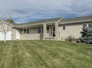 1116 Alta Vista Dr, Rapid City, SD 57701