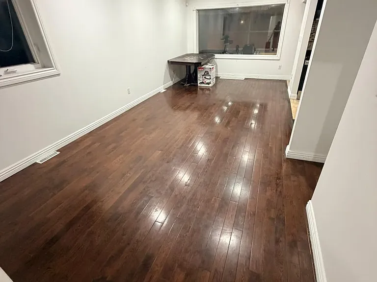 464 Warden Ave — Photo 6