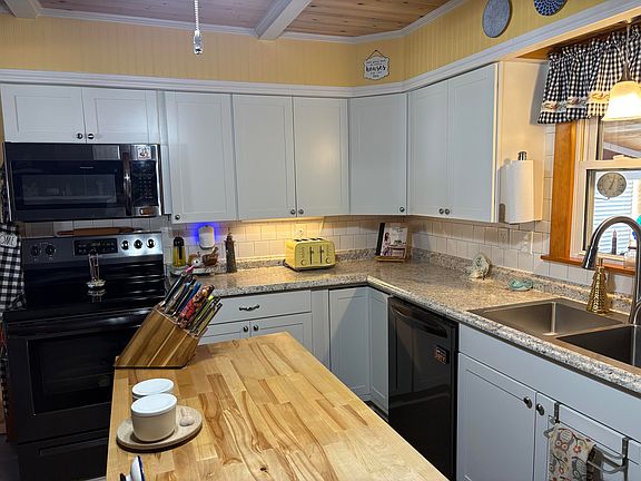 5th image of 18 Winter Street