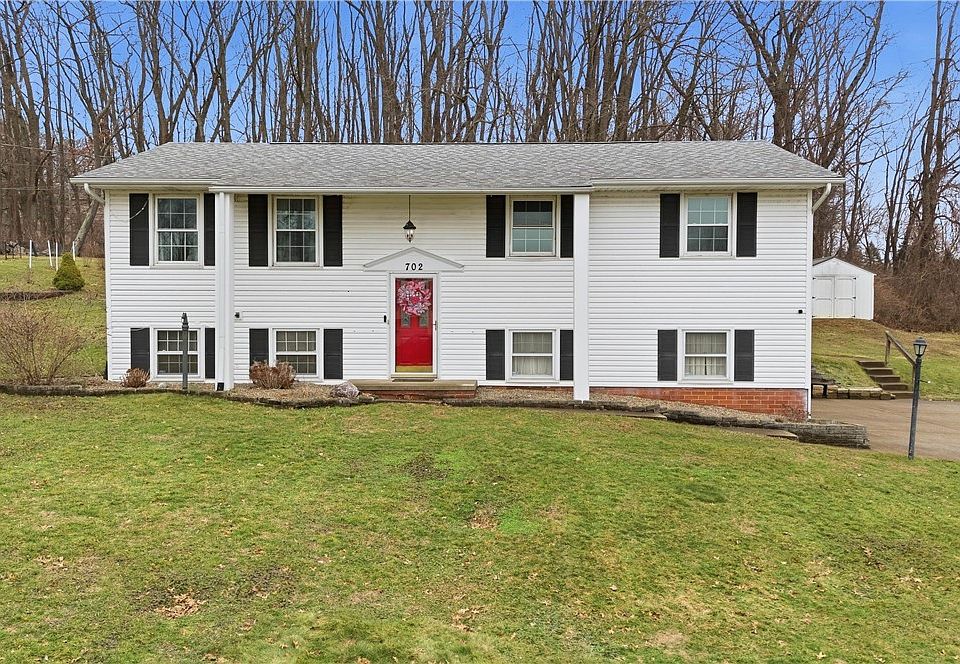 1st image of 702 Perry Dr NW