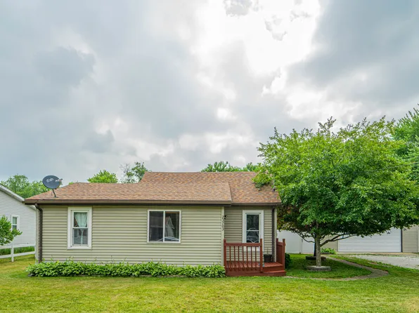 23703 Euclid St, Schneider, IN 46376